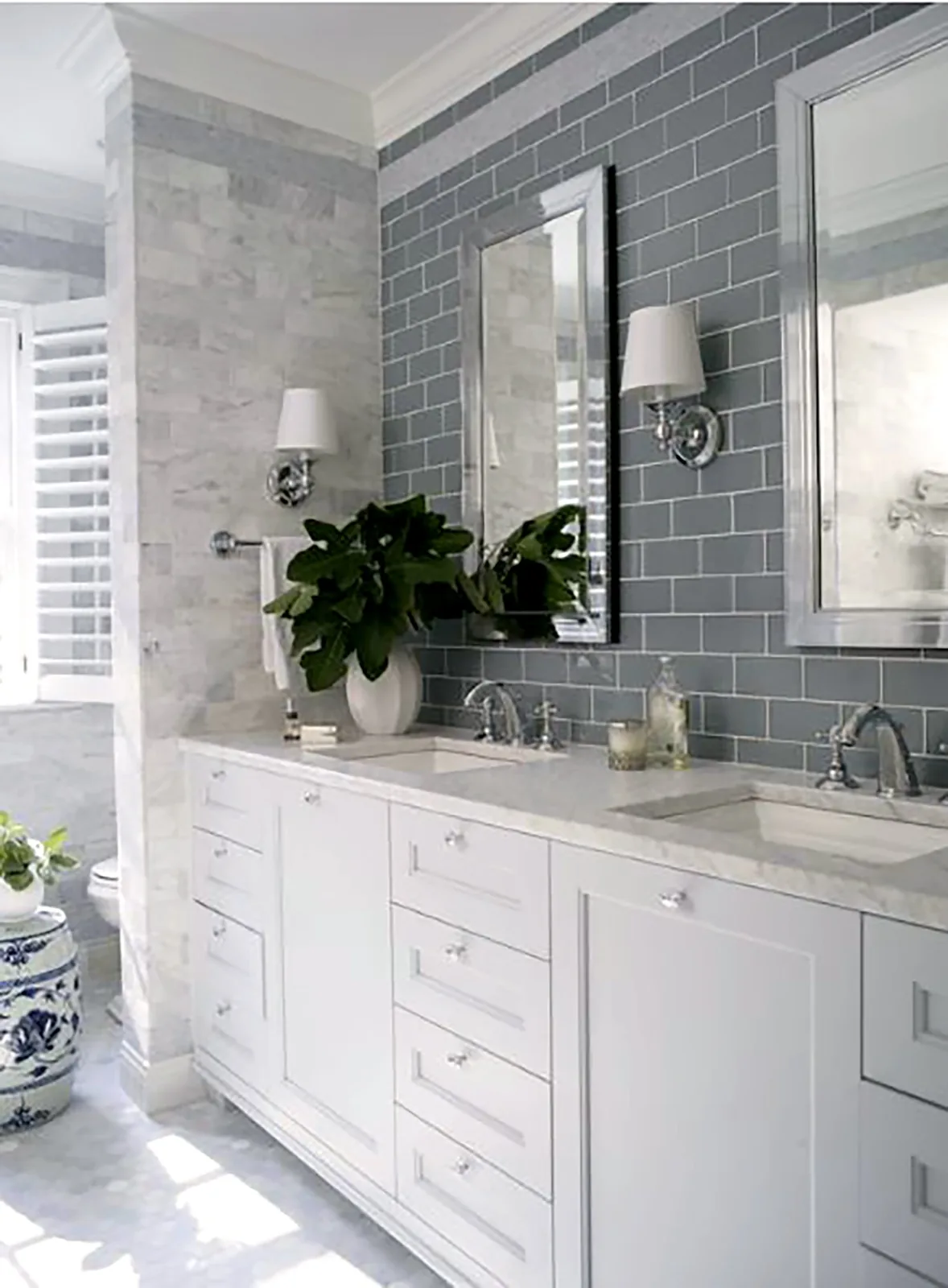 White shaker double vanity